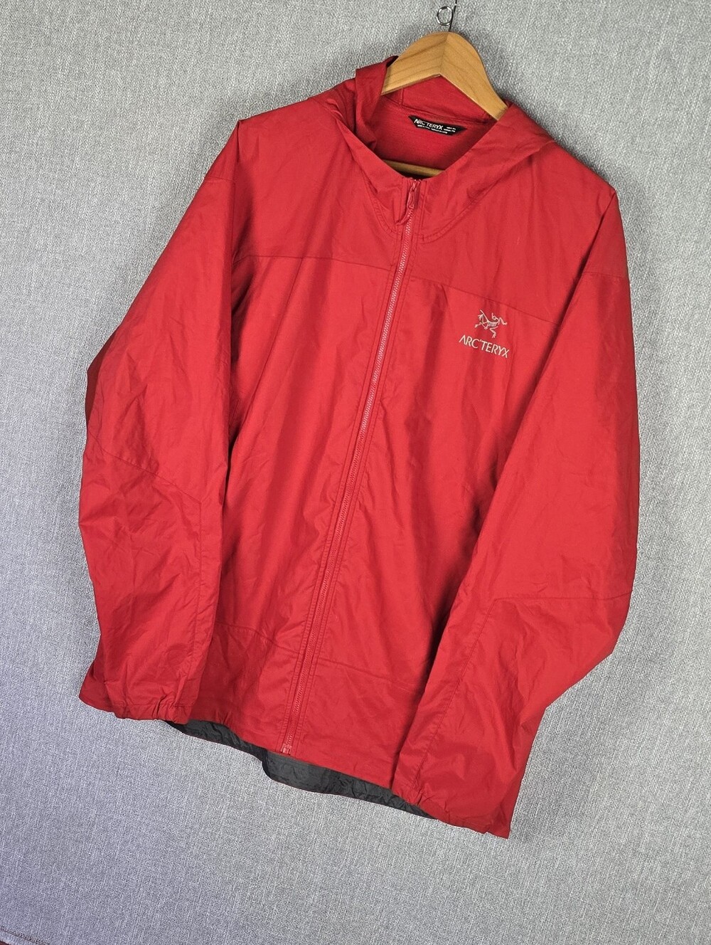 ARC'TERYX Tenquille Red Hooded Lightweight Softshell Windbreaker Jacket Mens XXL